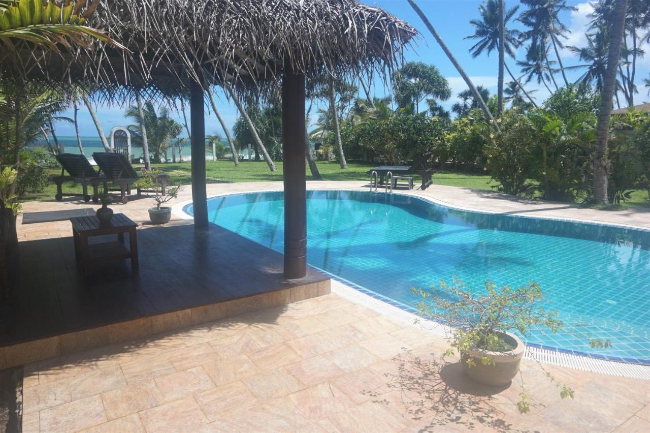 Lanka Beach Boutique Bungalows & Grand Villa แทนกาลเล ภายนอก รูปภาพ